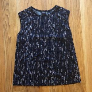 sophisticated speckled top.